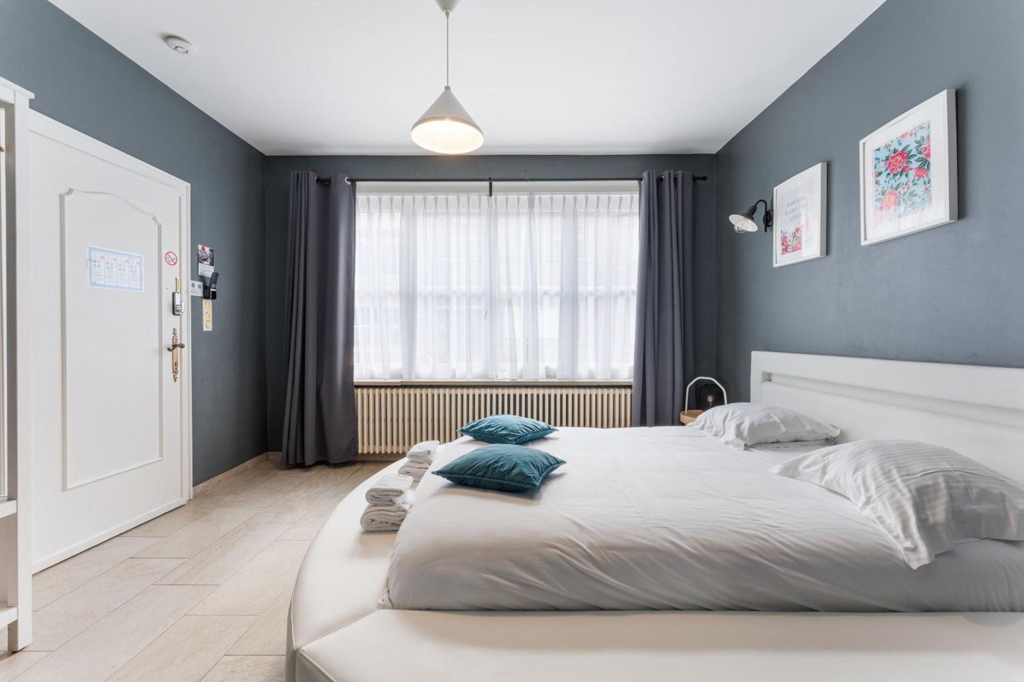 بروج The Rose Suites المظهر الخارجي الصورة