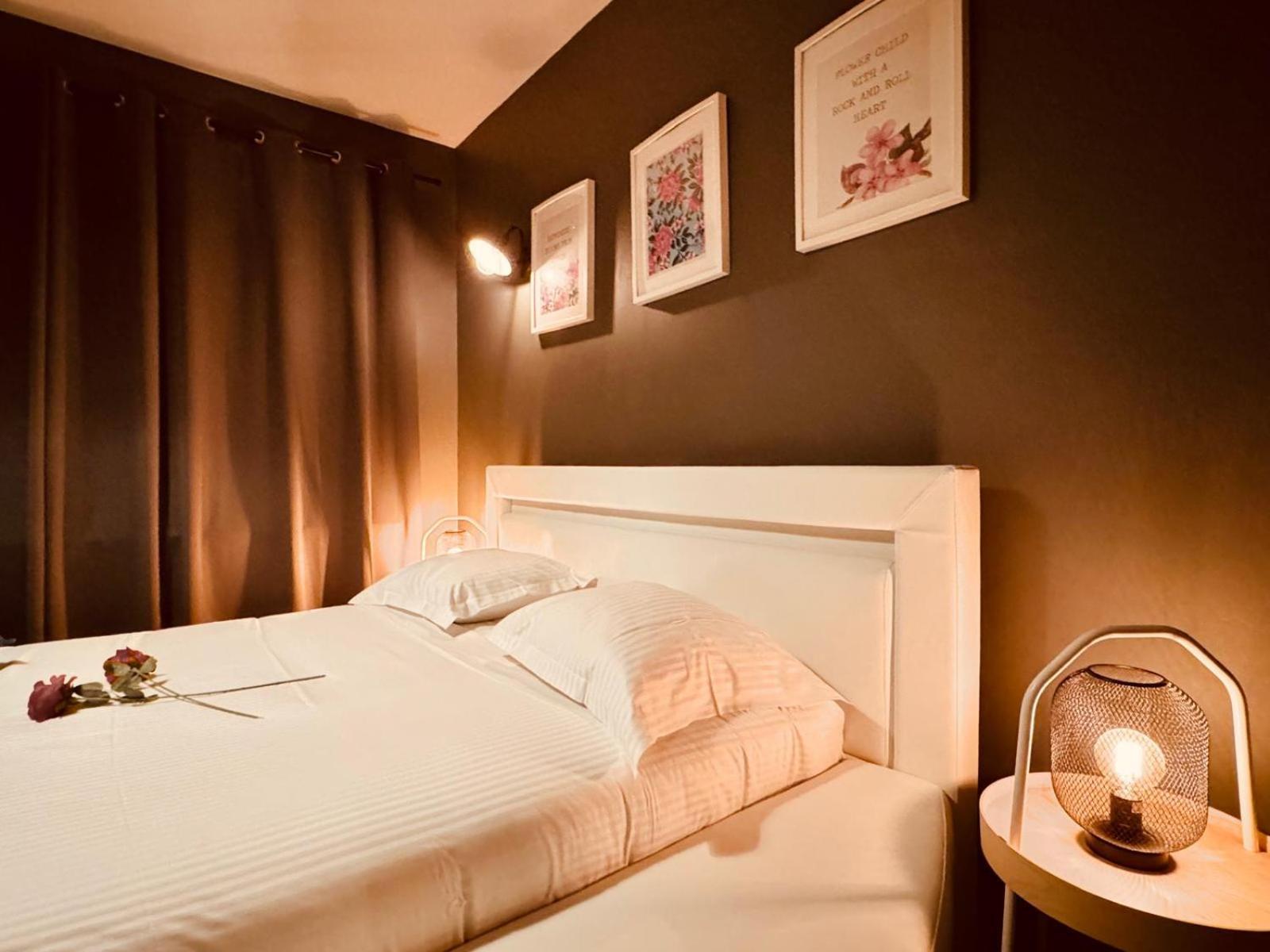 بروج The Rose Suites المظهر الخارجي الصورة