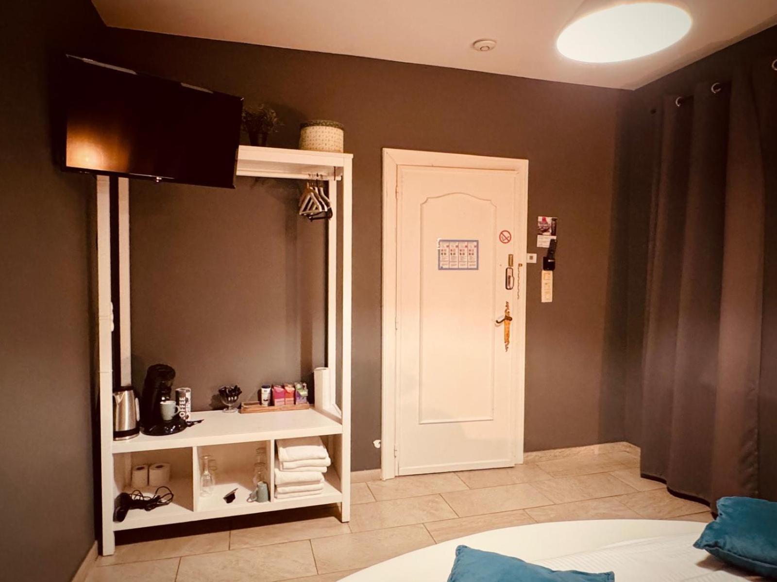 بروج The Rose Suites المظهر الخارجي الصورة